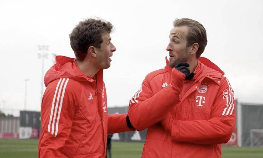 好饭不怕晚!哈里·凯恩展现追梦野心,誓破莱万41球德甲纪录